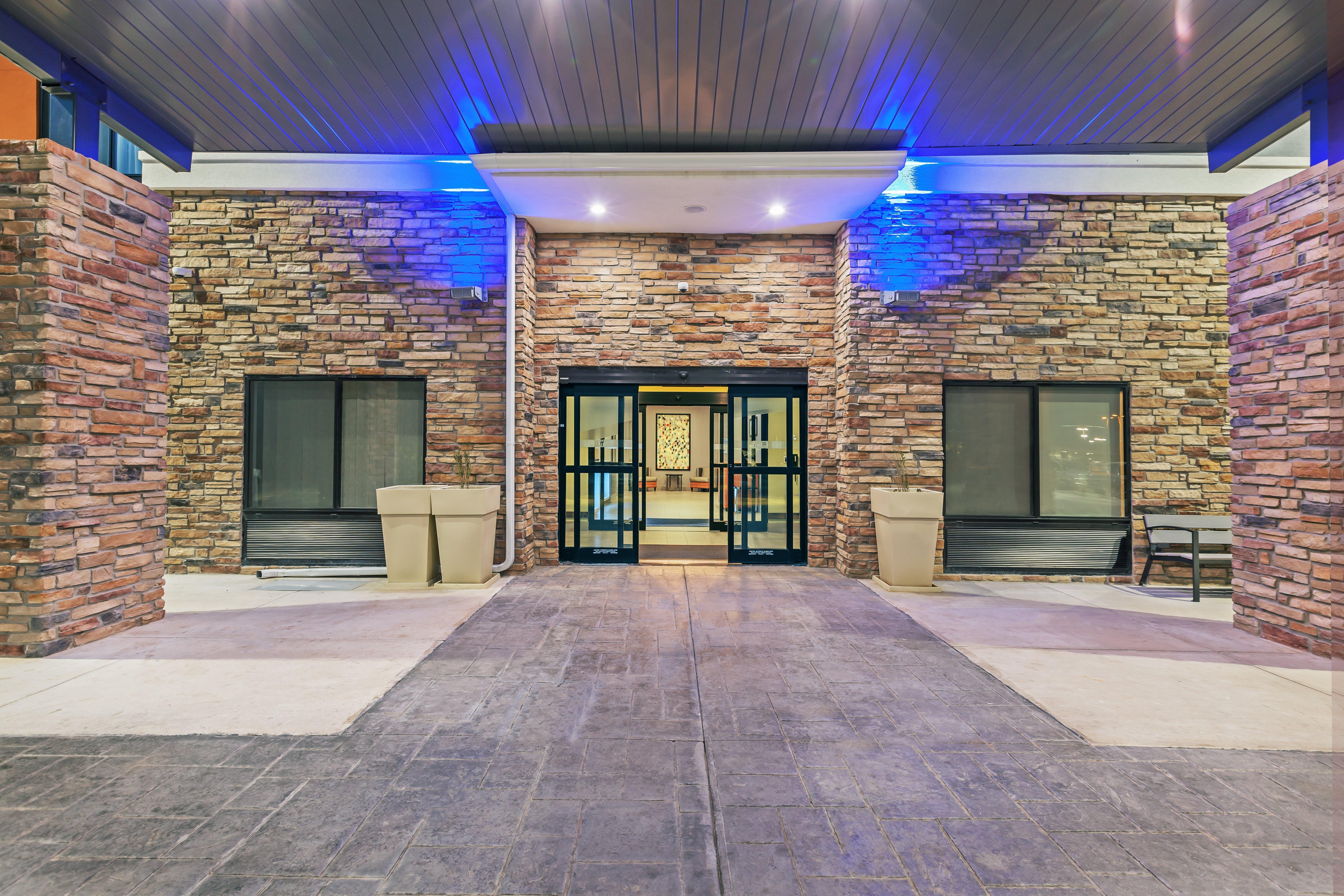 Holiday Inn Express & Suites Perryton By Ihg Lord Bagian luar foto