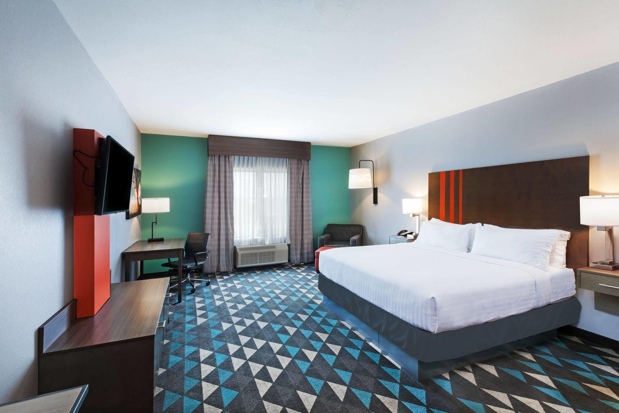 Holiday Inn Express & Suites Perryton By Ihg Lord Bagian luar foto